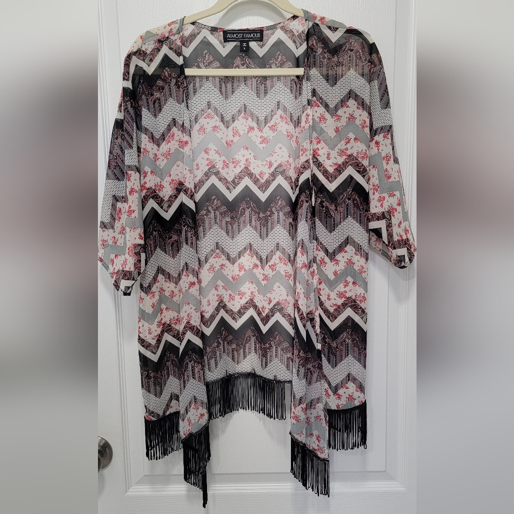 Almost Famous Black and Grey Chevron Fringe Kimono